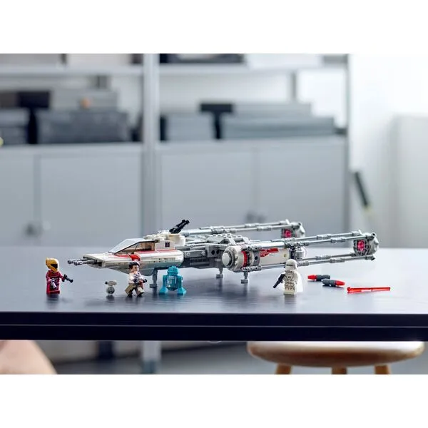 Star Wars 75249 Звёздный истребитель Повстанцев типа Y