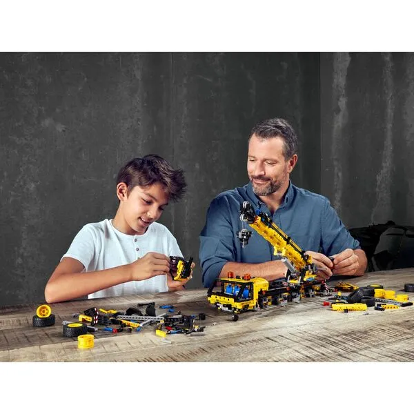 Technic 42108 Мобильный кран