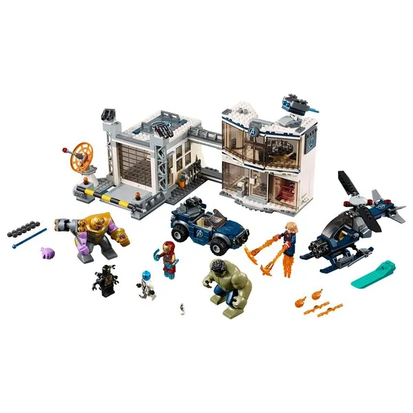 Super Heroes 76131 Битва на базе Мстителей