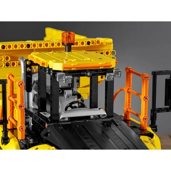 Technic 42114 Самосвал Volvo 6х6