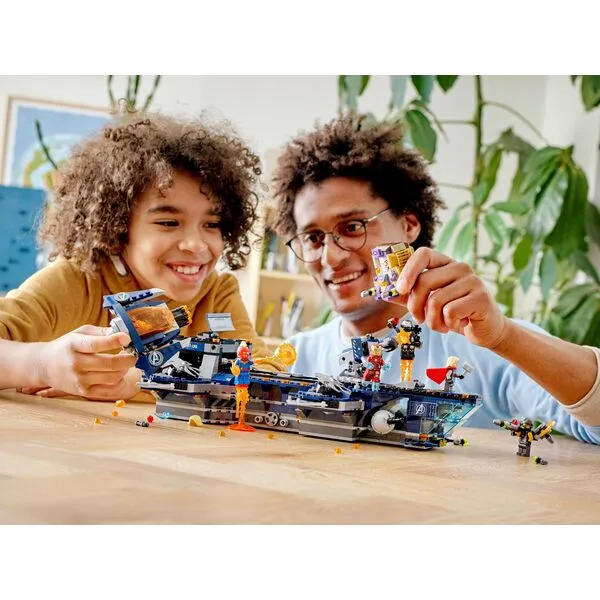 Super Heroes 76153 Геликарриер