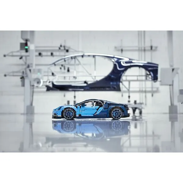 Technic 42083 Бугатти Широн