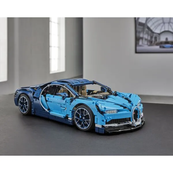 Technic 42083 Бугатти Широн