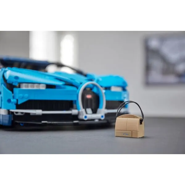 Technic 42083 Бугатти Широн