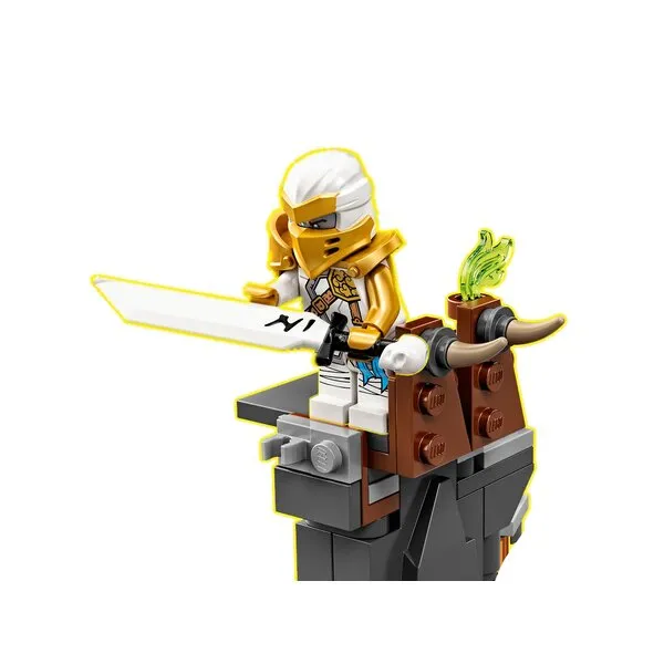 NINJAGO 71719 Бронированный носорог Зейна