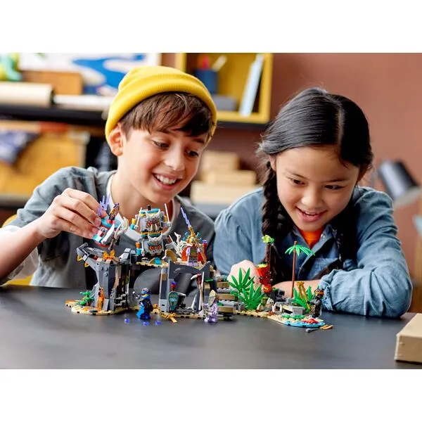 NINJAGO 71747 Деревня Хранителей