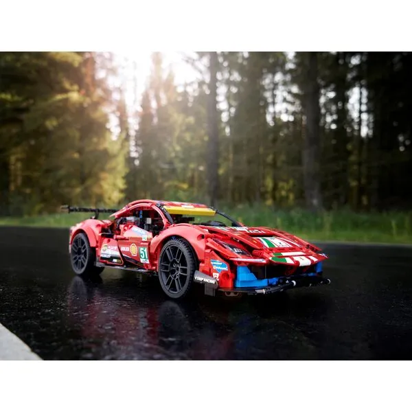 Technic 42125 Ferrari 488 GTE AF Corse #51