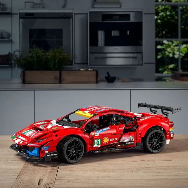 Technic 42125 Ferrari 488 GTE AF Corse #51