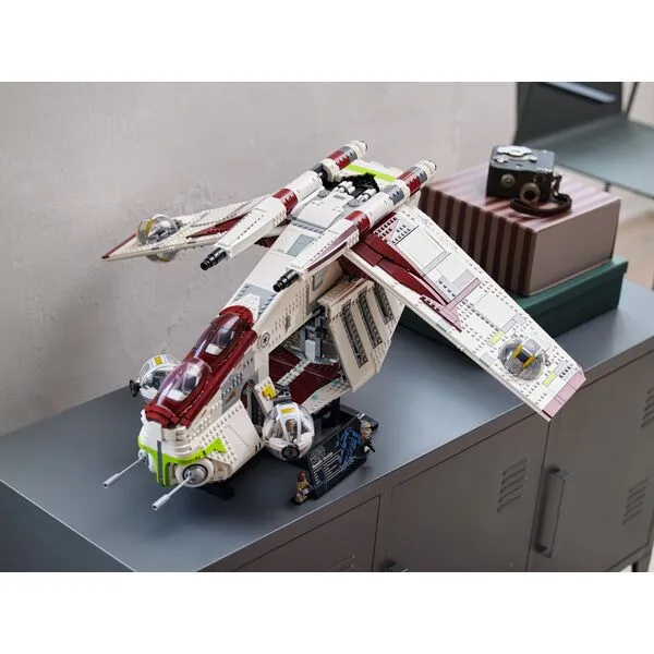 Star Wars 75309 Боевой корабль Республики