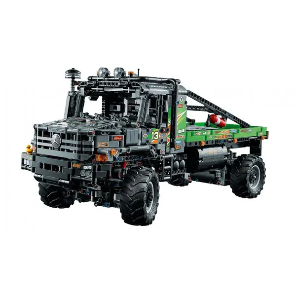 Technic 42129 Полноприводный грузовик-внедорожник Mercedes-Benz Zetros