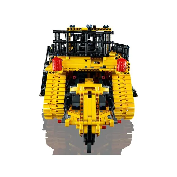 Technic 42131 Бульдозер Cat D11 на пульте управления