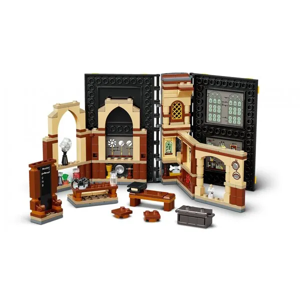 Harry Potter 76397 Учёба в Хогвартсе: Урок защиты