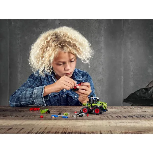 Technic 42102 Mini Claas Xerion