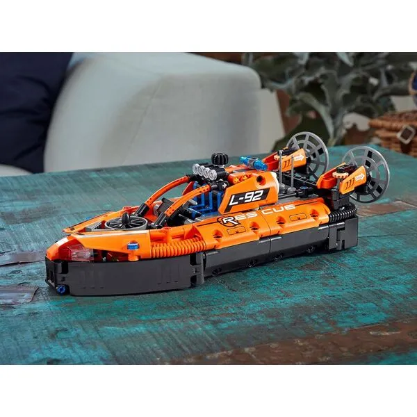 Technic 42120 Спасательное судно на воздушной подушке