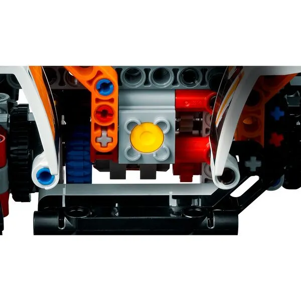 Technic 42139 Внедорожный грузовик