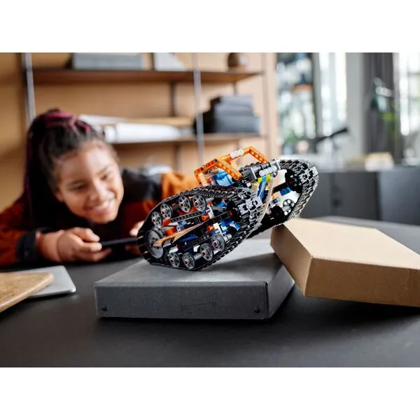Technic 42140 Машина-трансформер