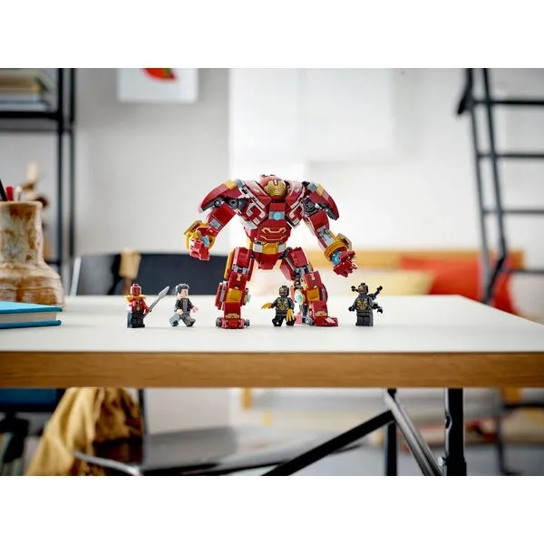 Super Heroes 76247 Халкбастер: Битва за Ваканду
