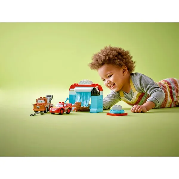 DUPLO 10996 Веселая автомойка Молнии Маккуина и Мэтра