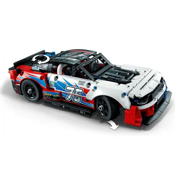 Technic 42153 Шевроле Камаро ZL1 нового поколения NASCAR
