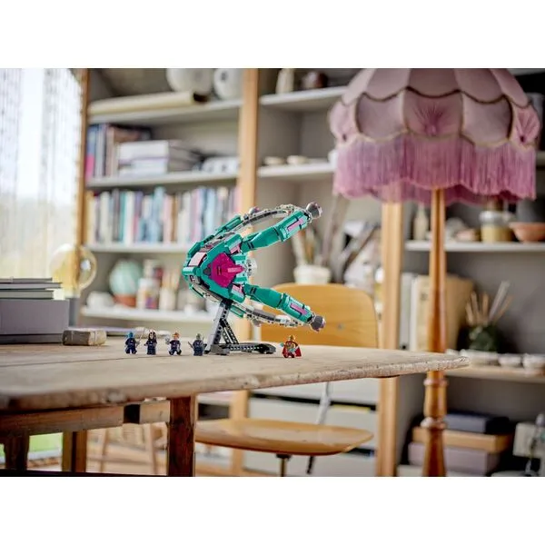 Super Heroes 76255 Корабль новых Стражей