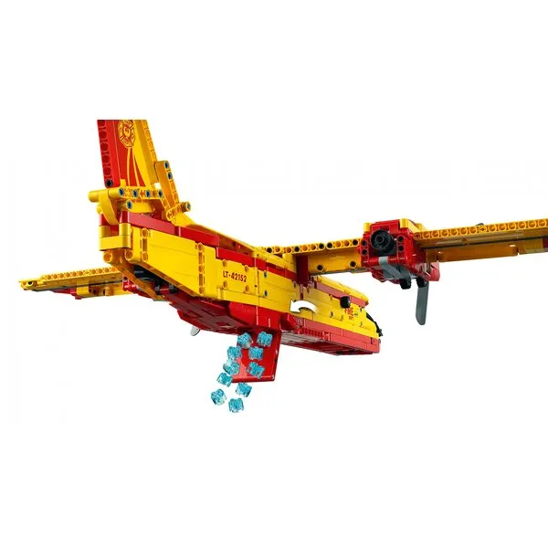 Technic 42152 Пожарный самолёт