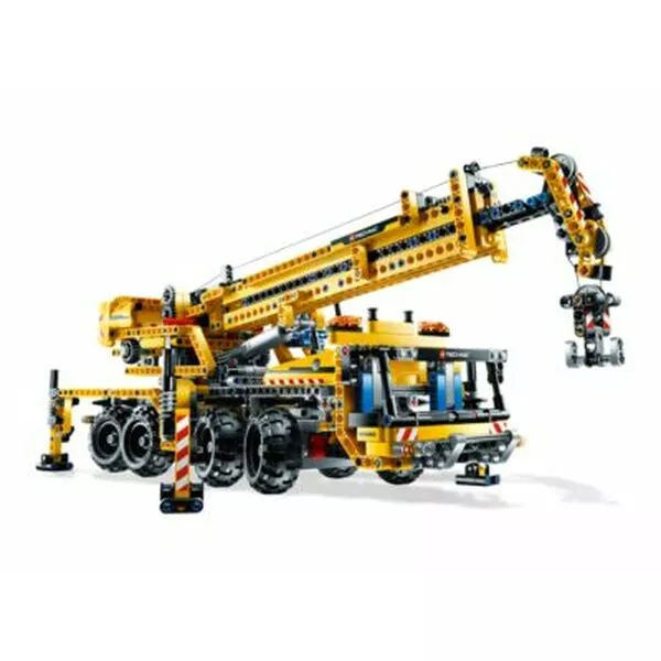 Technic 8053 Mobile Crane