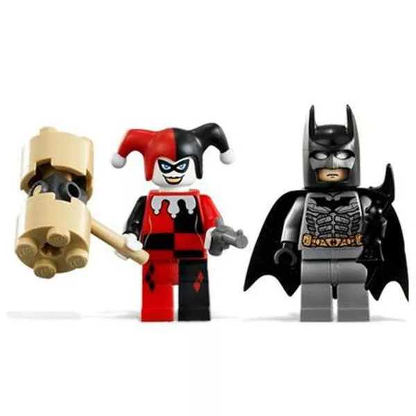 Batman 7886 The Batcycle Harley Quinn's Hammer Truck