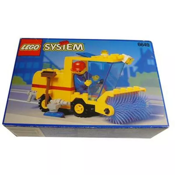 Town 6649 Street Sweeper