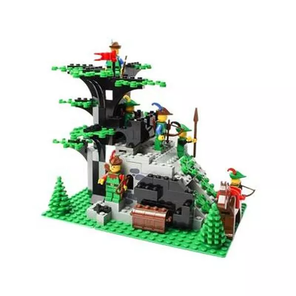Castle 6066 Camouflaged Outpost
