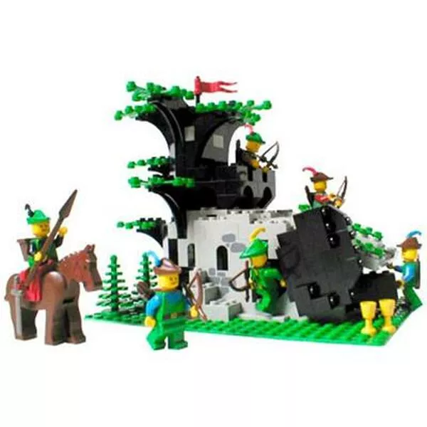 Castle 6066 Camouflaged Outpost
