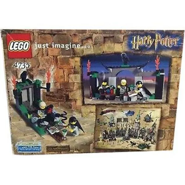 Harry Potter 4735 Slytherin Common Room