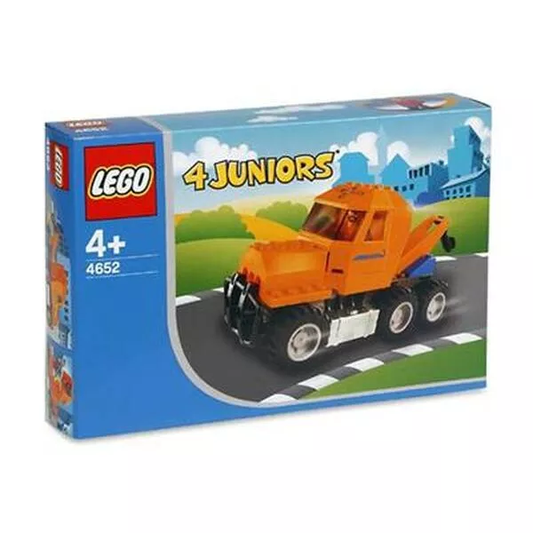 4 Juniors 4652 Tow Truck