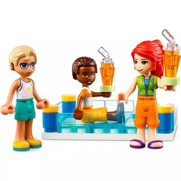 Friends 41709 Vacation Beach House