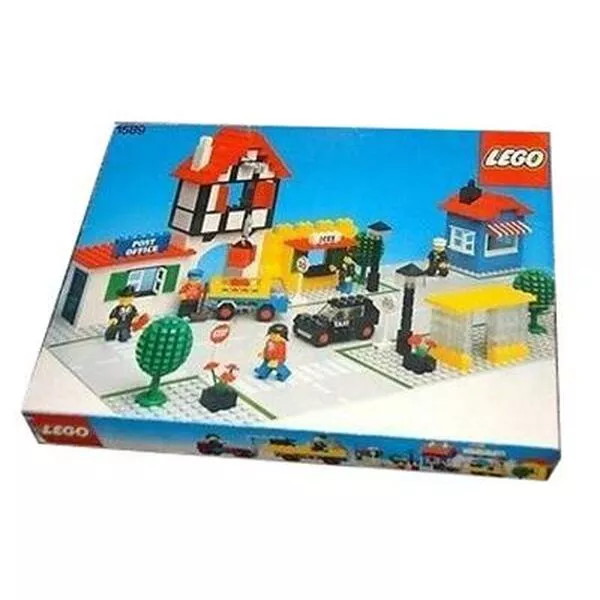 Town 1589 Main Street