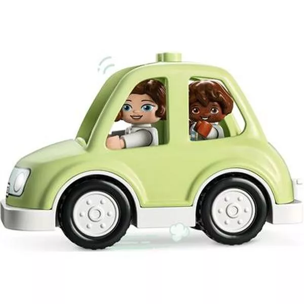 DUPLO 10986 Family House on Wheels
