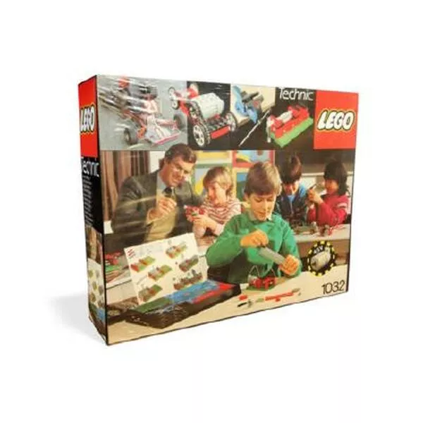 Dacta 1032 Technic II Powered Machines Set