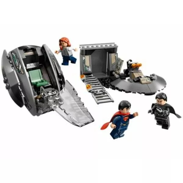 DC Super Heroes 76009 Супермен: Побег Черного Зеро