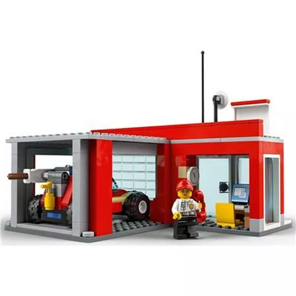 City 77943 Пожарная часть: стартовый набор