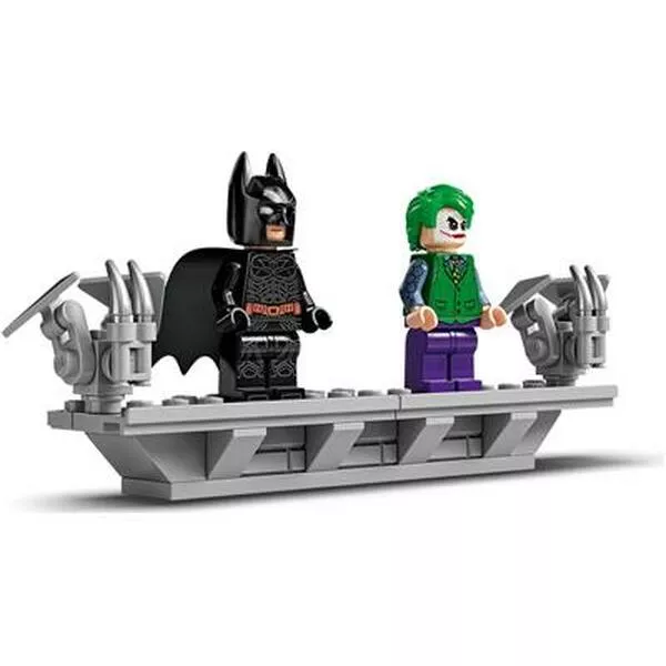 Super Heroes 76240 Бэтмобиль «Тумблер»