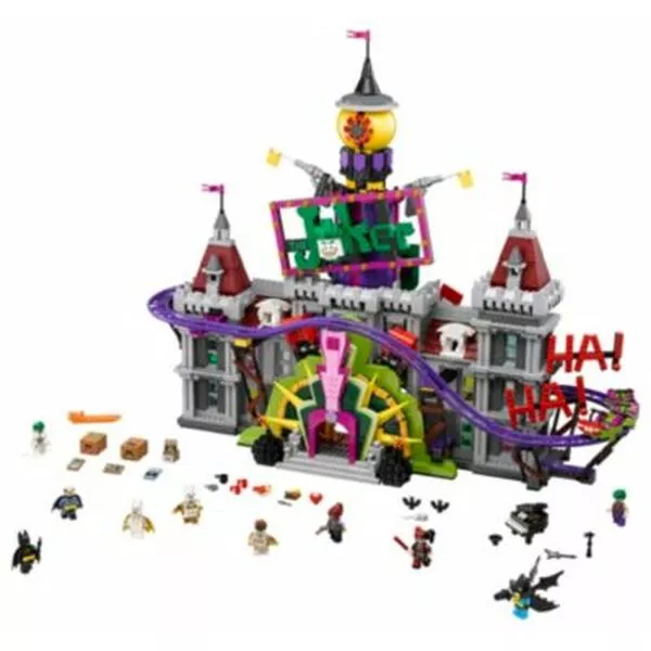 The LEGO Batman Movie 70922 Поместье Джокера