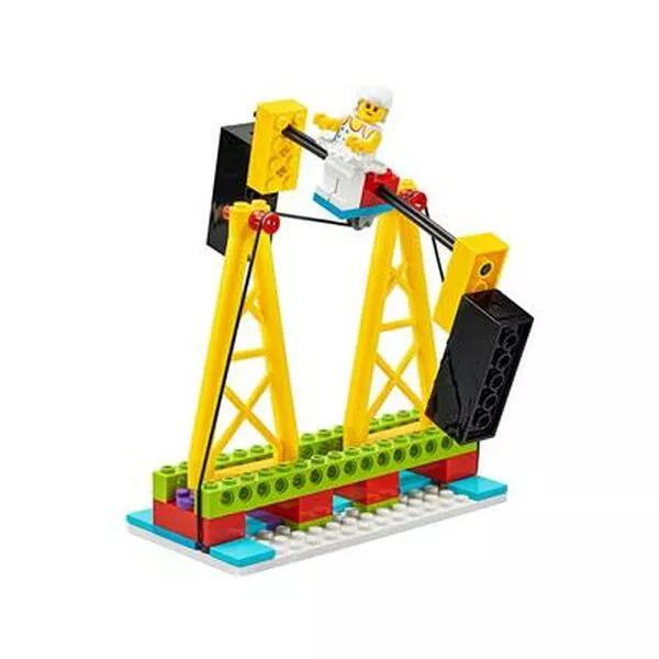 Education 45401 BricQ Motion Essential Set