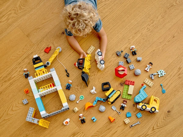 DUPLO 10933 Башенный кран на стройке