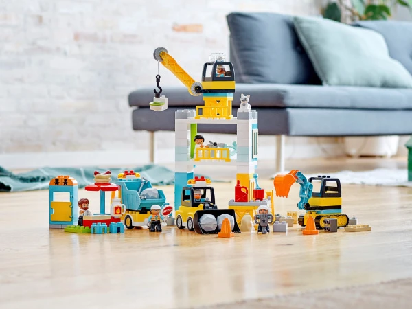 DUPLO 10933 Башенный кран на стройке