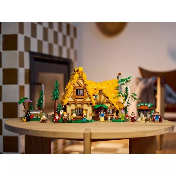 Disney 43242 Дом Белоснежки и семи гномов