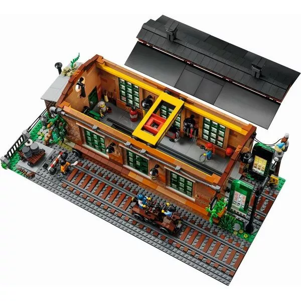BrickLink 910033 Старое паровозное депо