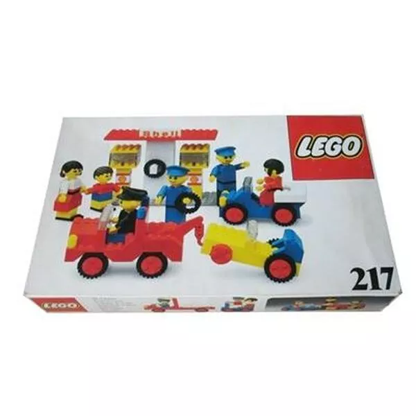 Building Set with People 217 Service Station