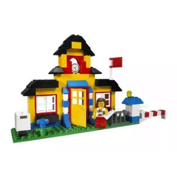 Bricks and More 6194 My LEGO Town