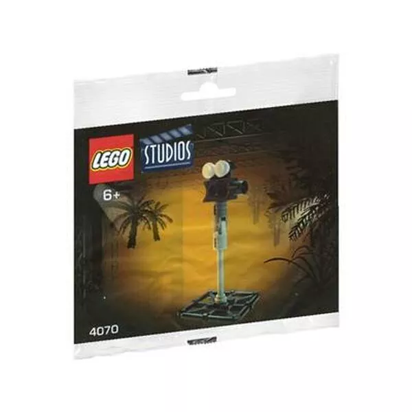Studios 4070 Stand Camera