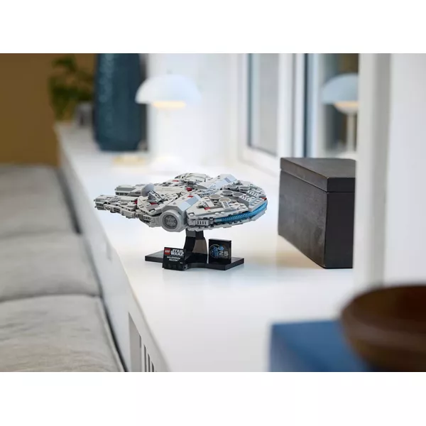 Star Wars 75375 Сокол тысячелетия