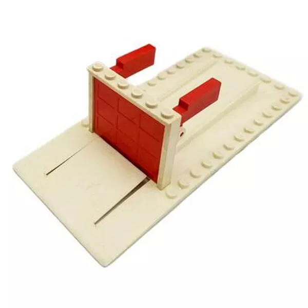 System i Leg 235 Garage Plate and Door White Base and Door Frame